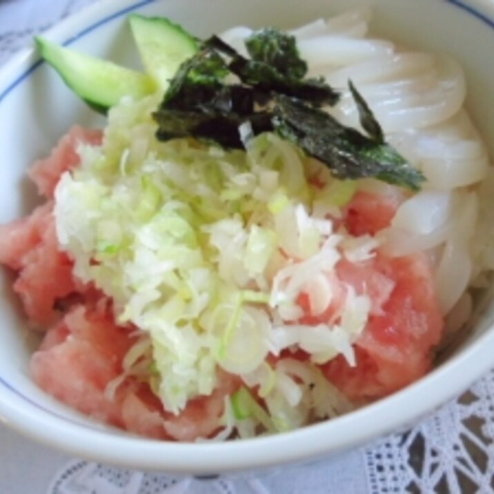 簡単美味しい☆ねぎトロいか丼